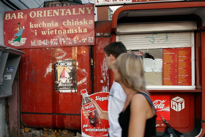 W chińskiej restauracji w Wólce Kosowskiej znaleziono zwłoki psa i mięso niewiadomego pochodzenia.