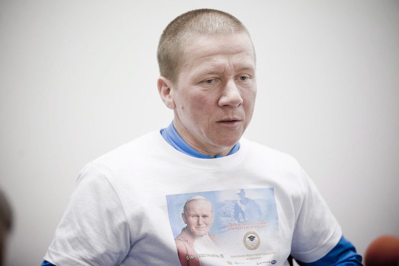 Dla takich osób jak Piotr Kuryło nie ma miejsca w sporcie. Zasłanianie się wiarą już mu nie pomoże