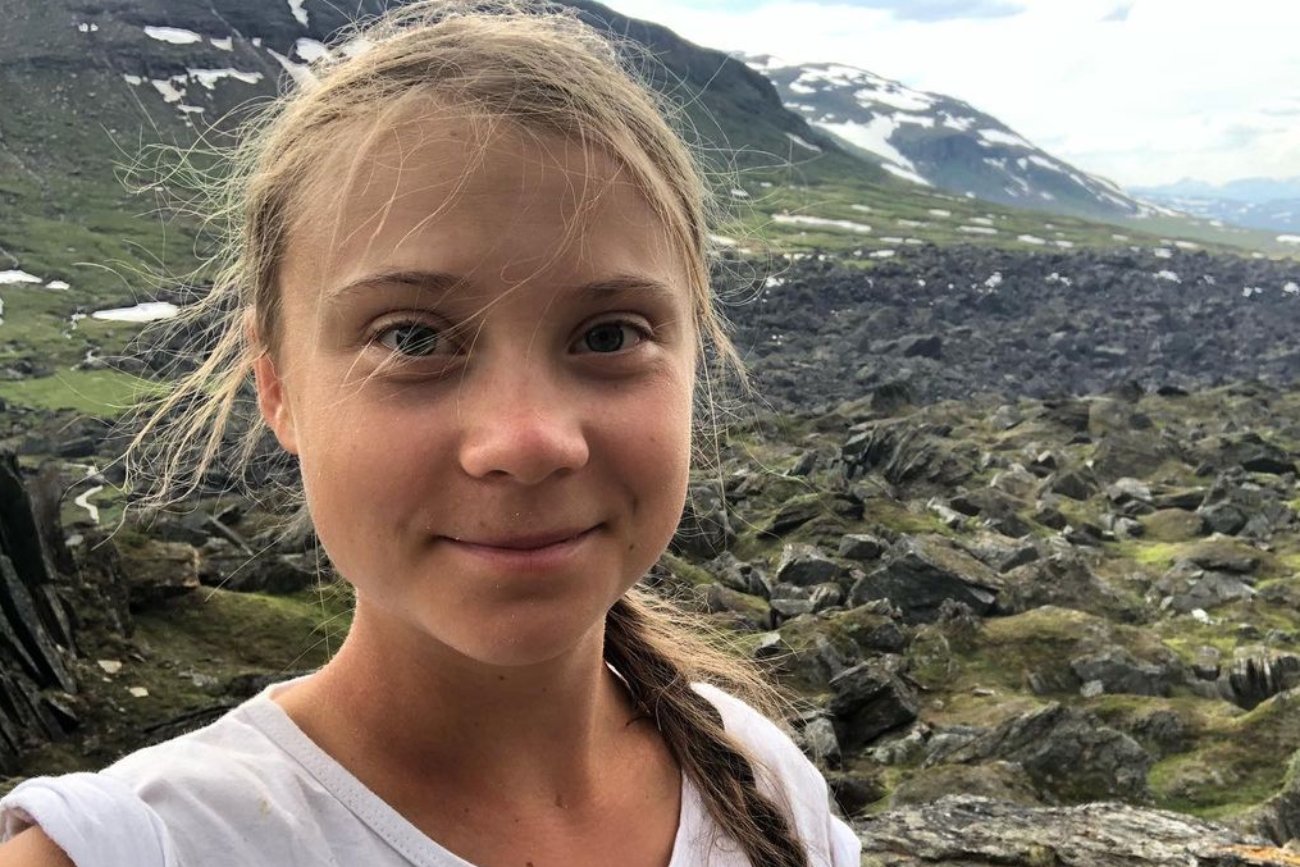 Greta Thunberg z koniem na okładce pierwszego numeru "Vogue Scandinavia"