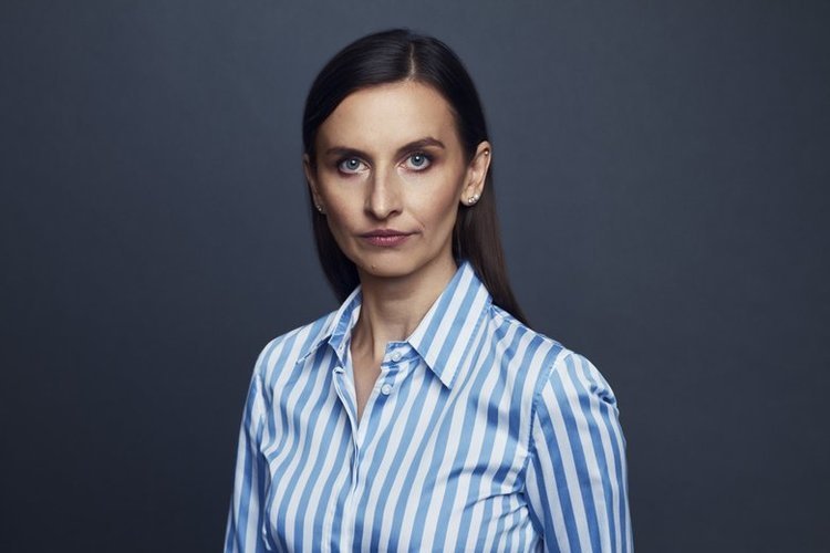 Post  Sylwii Spurek z obrazkiem krów w obozowych pasiakach zauważono także w Izraelu. O kontrowersyjnym tweecie napisał "Jerusalem Post".