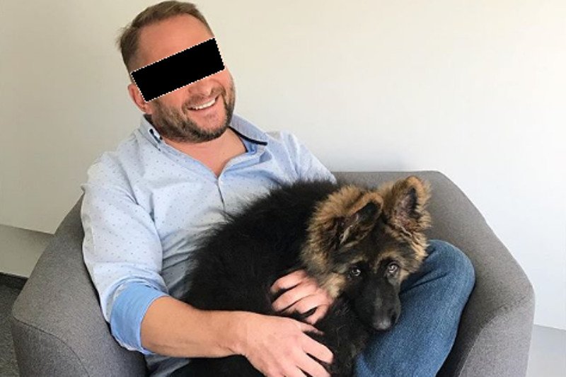 Kamil D. feralnego dnia nie jechał w samochodzie sam, na kanapie towarzyszył mu owczarek Dymitr.