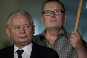 Były senator PiS Waldemar Bonkowski został skazany za zabicie psa ze szczególnym okrucieństwem.