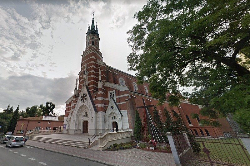 Przemyśl: pogrzeb 12-latka, którego zagryzł pitbull.