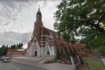 Pogrzeb odbył się w kościele naprzeciwko podstawówki, do której uczęszczał Kacper. Przemyśl: pogrzeb 12-latka, którego zagryzł pitbull.