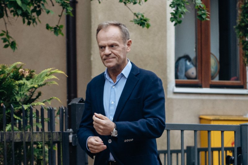 Polityk zajmuje się też przyziemnymi sprawami.