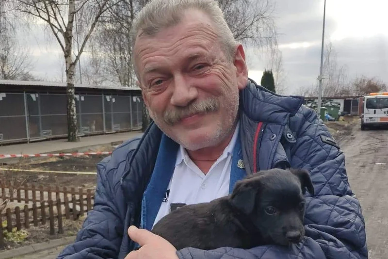 Sylwiusz Jakubowski adoptował psa ze schroniska i zrzekł się opieki nad nim po pięciu dniach.