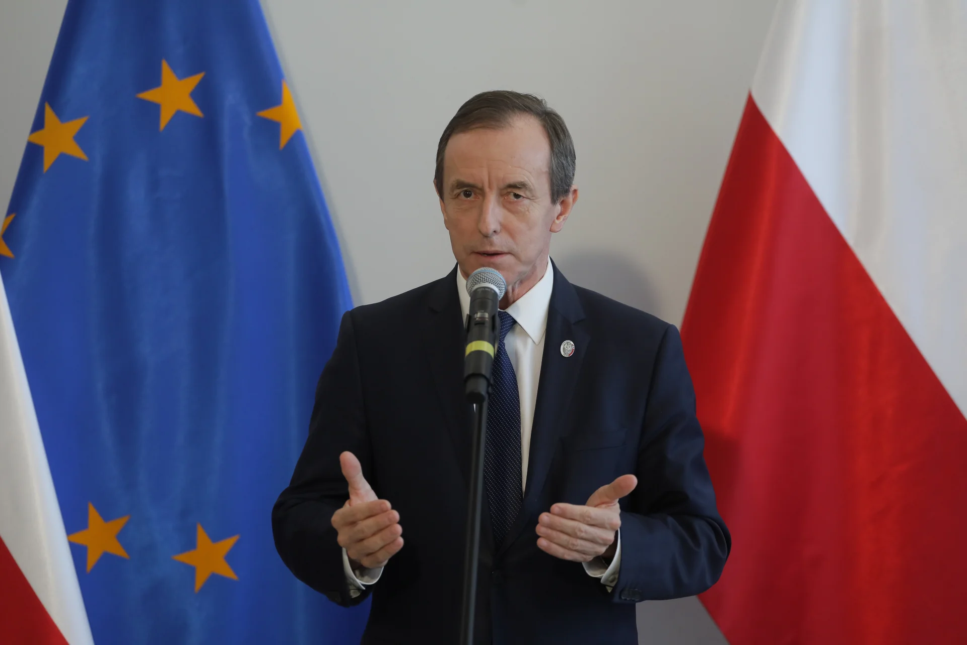 Marszałek Senatu Tomasz Grodzki zdradził mediom, co usłyszał na spotkaniu z prezydentem Andrzejem Dudą ws. "Piątki dla zwierząt".