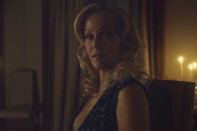 Gillian Anderson namawia internautów do niejedzenia mięsa