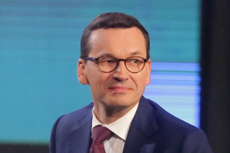Premier Mateusz Morawiecki zadeklarował na Twitterze, że jest gotów pomóc schronisku dla bezdomnych zwierząt "Na Paluchu".