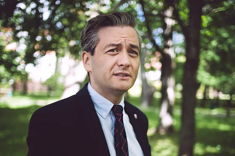 Prezydent Słupska Robert Biedroń zamyka to miasto dla cyrków wykorzystujących zwierzęta.
